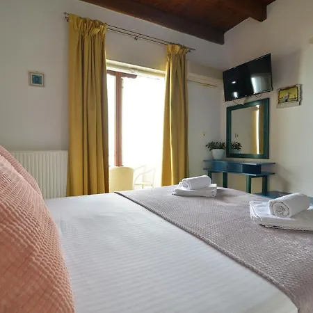 Apartahotel Nefeli 3*