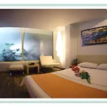 Aparthotel Nefeli 3*