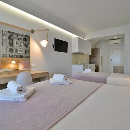 Nefeli Aparthotel