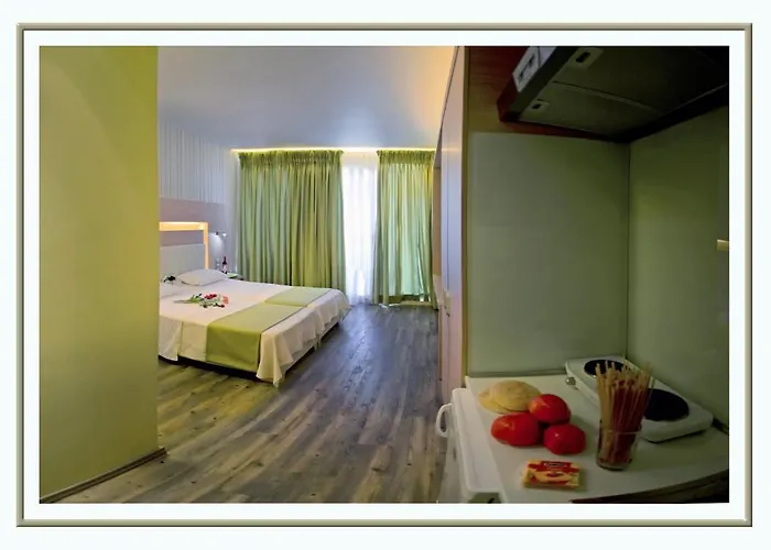 Hotel de apartamente Nefeli Leptokarya (Pieria)